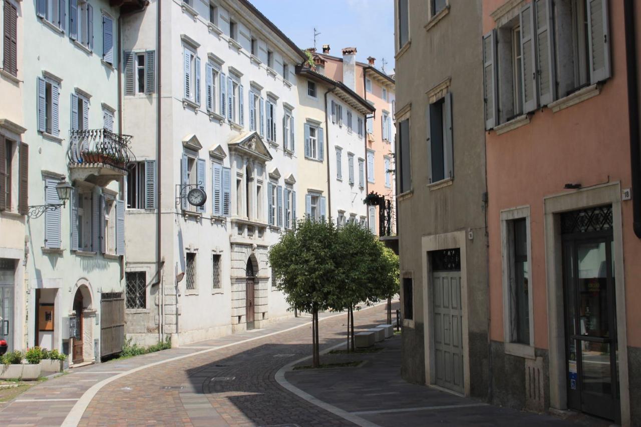 B&B Color Rovereto Rovereto  Exterior photo